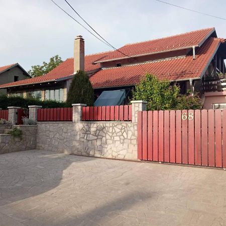 Jezero Apartman Arandjelovac Kültér fotó