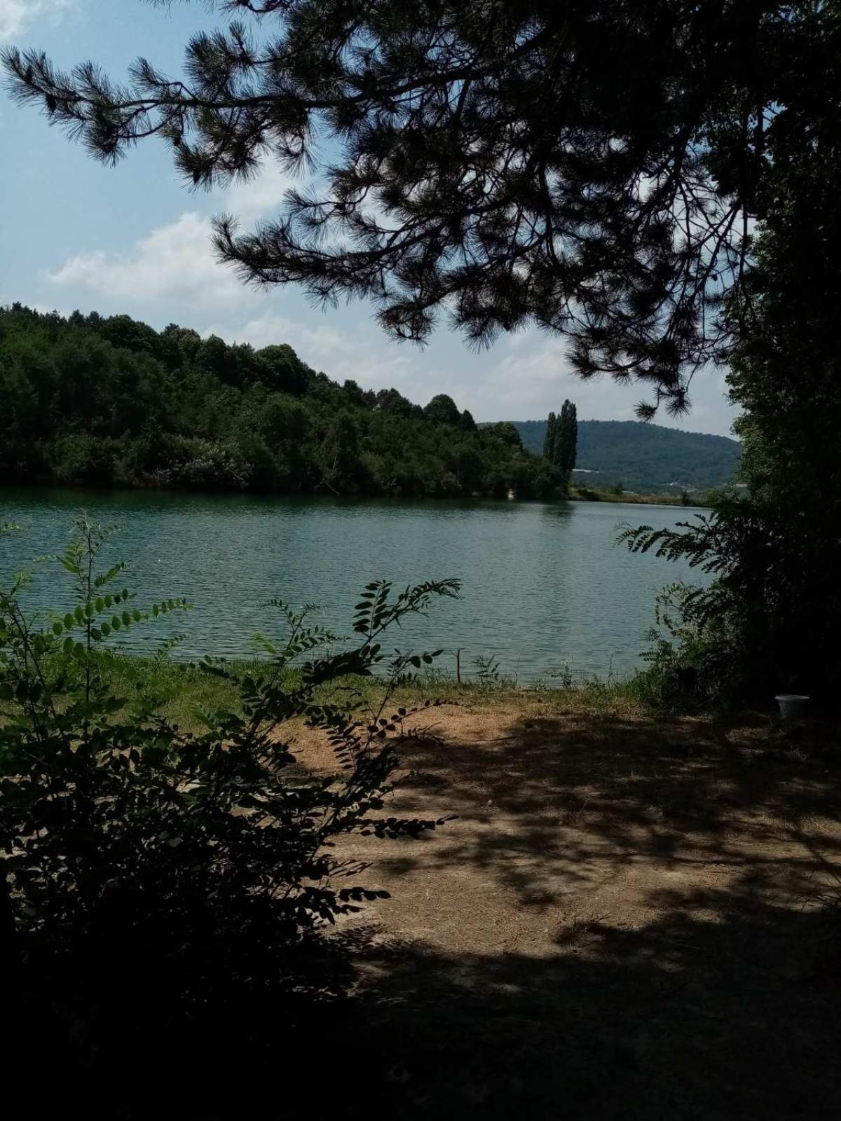 Jezero Apartman Arandjelovac Kültér fotó