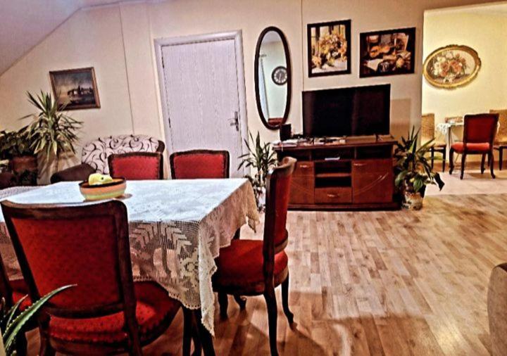 Jezero Apartman Arandjelovac Kültér fotó
